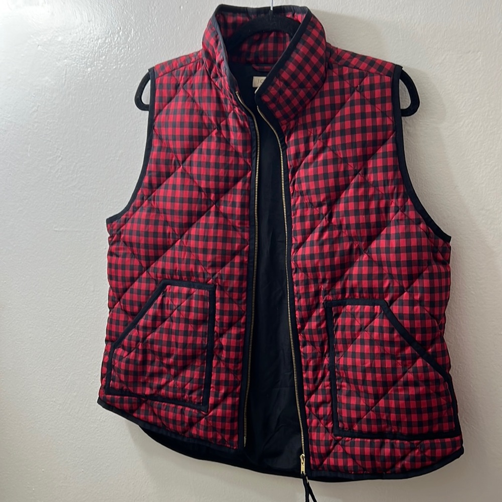 J crew factory red puffer vest
